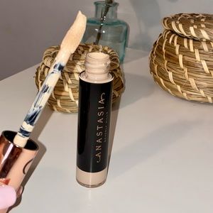 Anastasia Beverly Hills Concealer